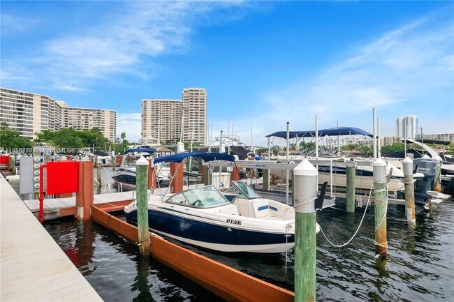 Building Photo - 300 Three Islands Boulevard