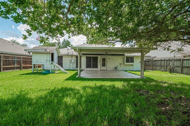 Building Photo - 6907 Yardley Dr