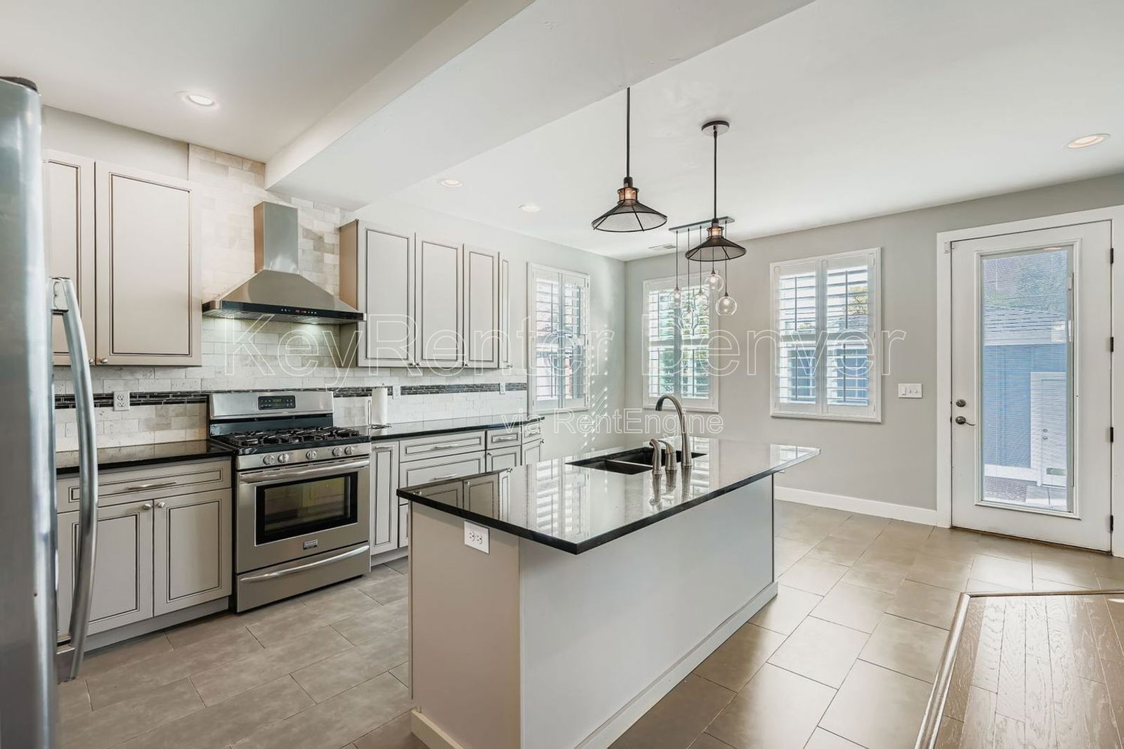 Building Photo - 2474 Eaton St