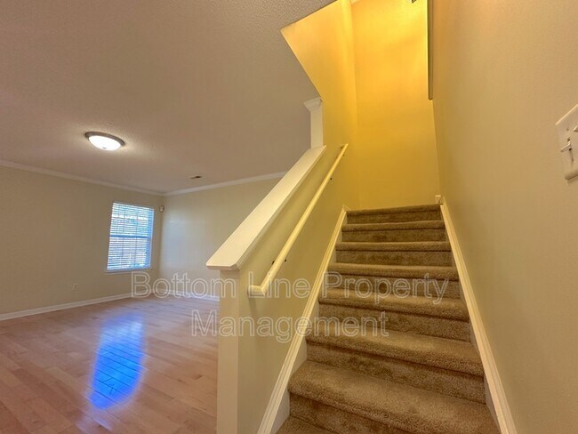 Building Photo - 131 Camforth Dr