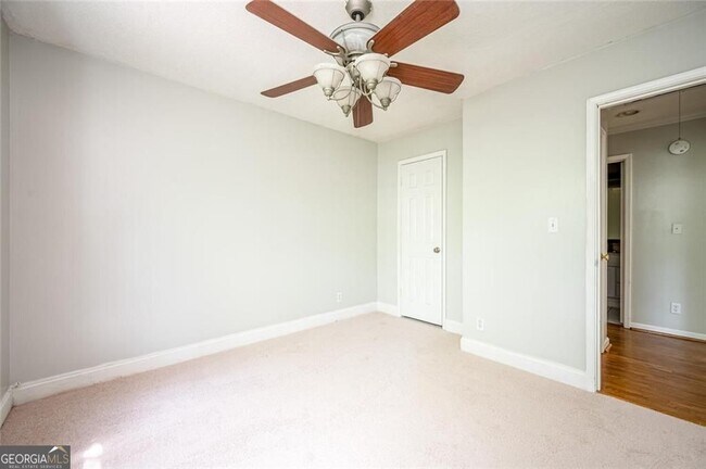 Building Photo - 1784 Halbro Dr