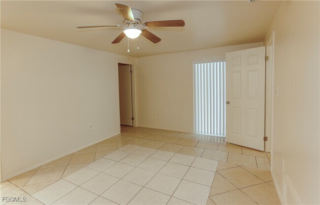 Building Photo - 1366 Nimrod St