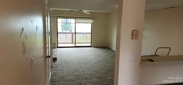 Building Photo - 2881 White Oak Mountain Rd