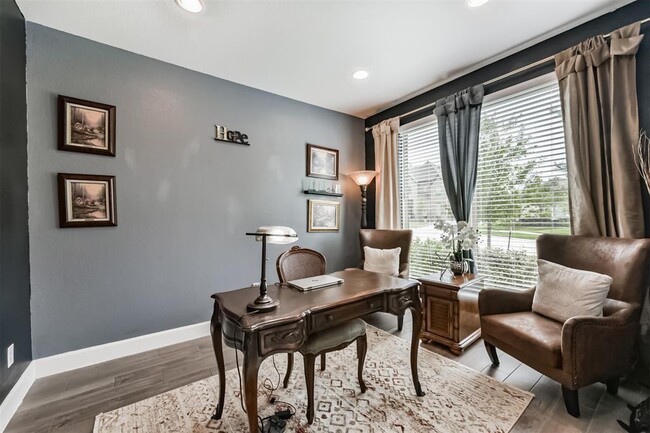 Building Photo - 27208 Starry Oaks Dr