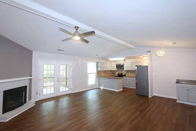 Building Photo - 1610 Burnley Dr