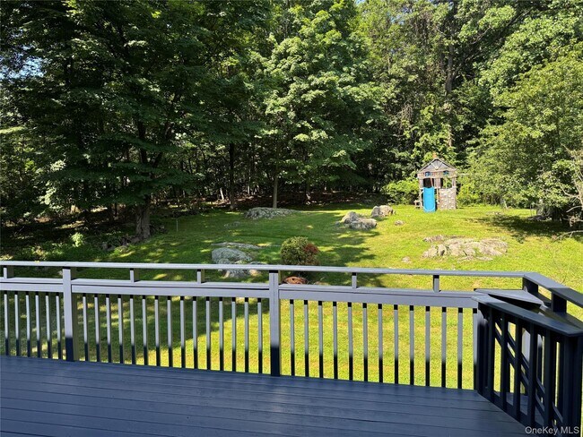 Building Photo - 91 Piermont Pl
