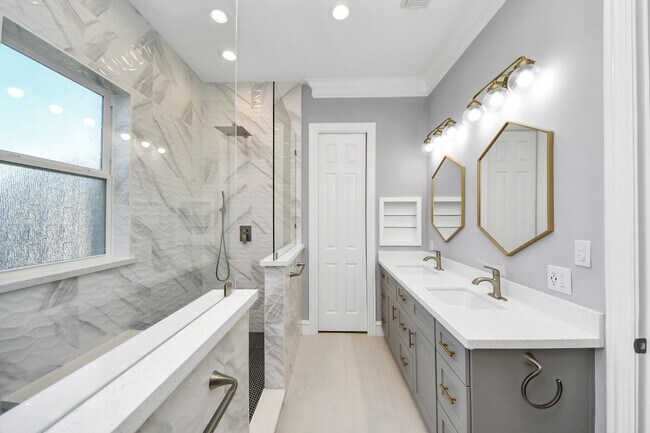 Building Photo - 5317 Feagan St