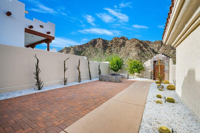 Building Photo - 53680 Avenida Montezuma