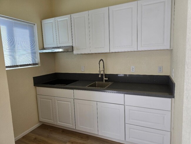 Building Photo - 9856 San Felipe Rd