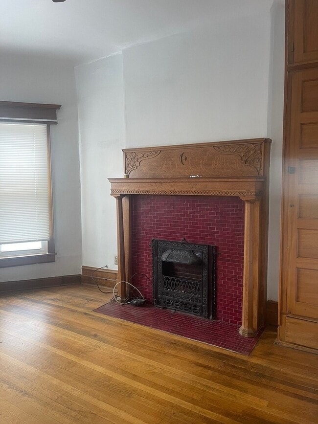 Building Photo - 4512 S King Dr