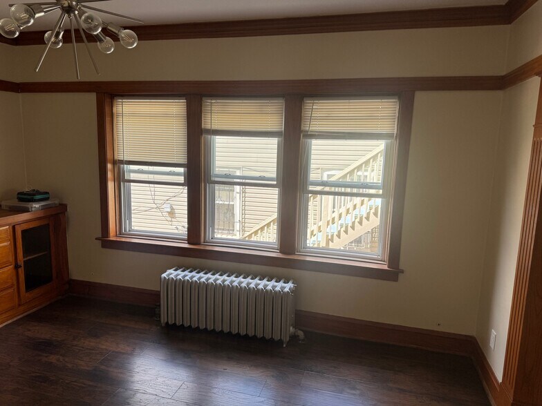 Building Photo - 4211 W 25th Pl