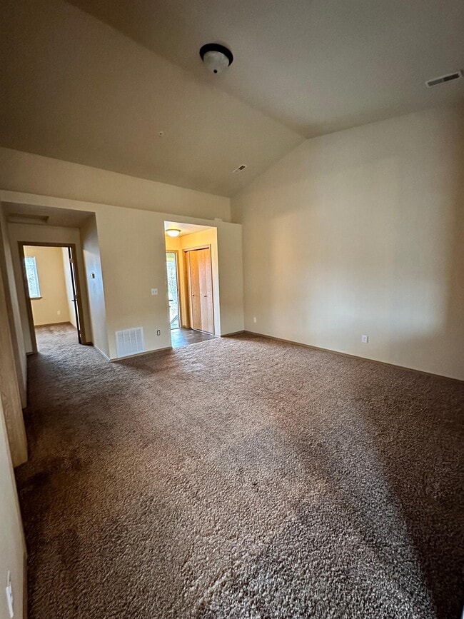 Building Photo - 3032 N Brandywine Ln