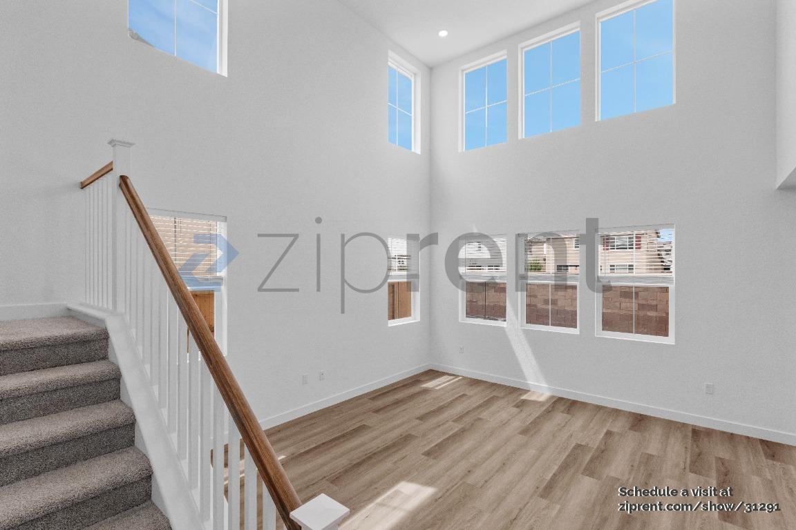 Building Photo - 15997 Mavericks Ln