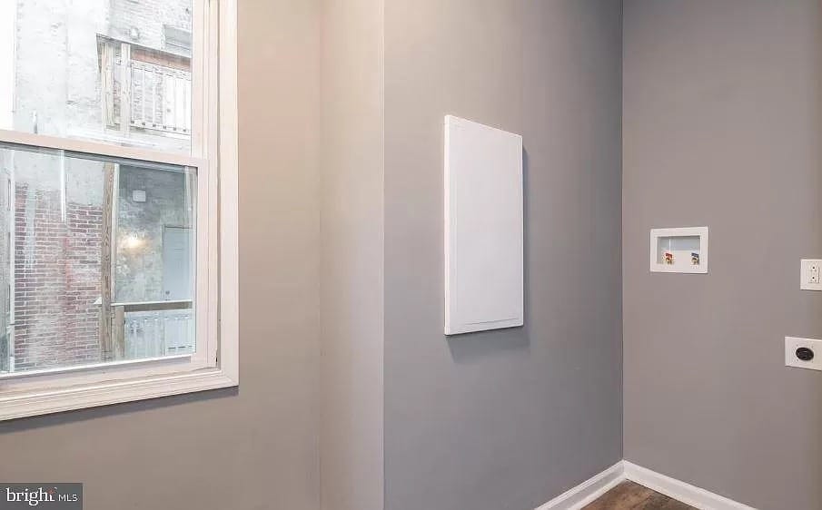 Building Photo - 207 S 49th St