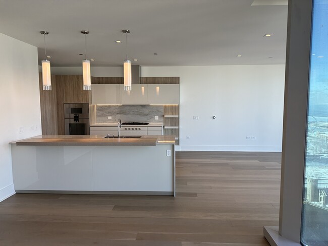Building Photo - 363 E Wacker Dr