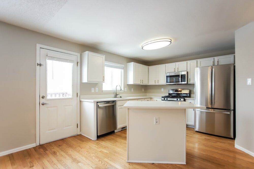 Building Photo - 13587 Bellaire St