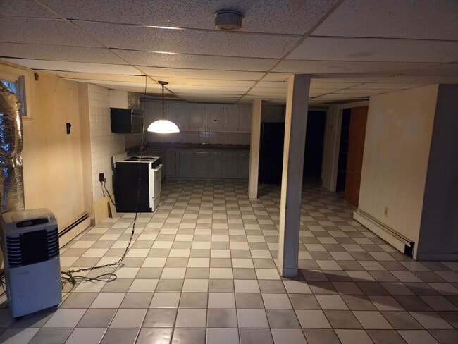 Building Photo - 920 Hawley Ave