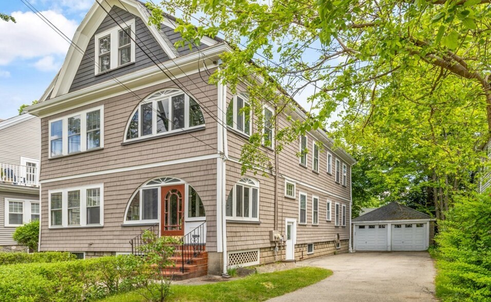 Primary Photo - 47 Alicia Rd