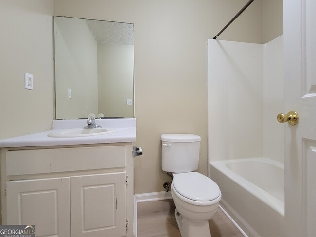 Building Photo - 271 Rutledge Dr