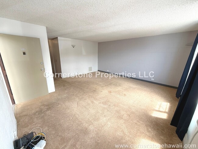 Building Photo - 98-1030-1030 Moanalua Rd