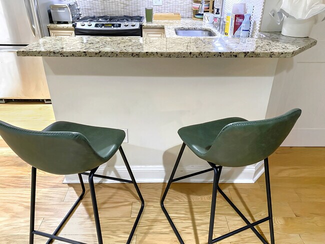 Kitchen/bar area. - 328 Garden St