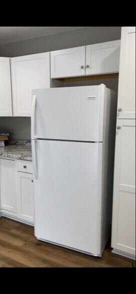 Building Photo - 5540 Bentley Lake Rd