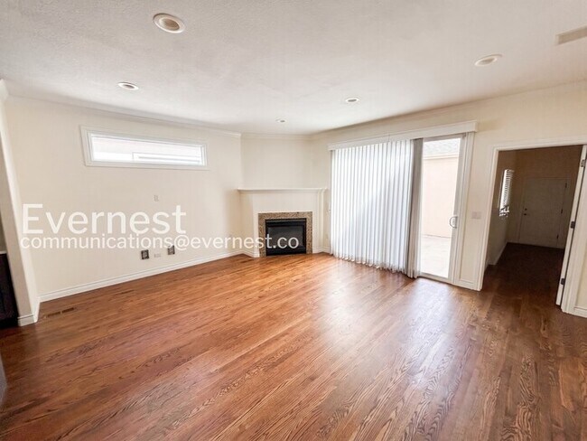 Building Photo - 268 S Garfield St