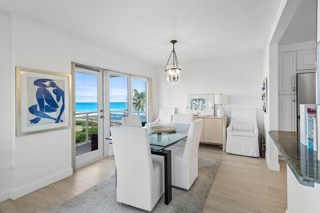 Building Photo - 2066 N Ocean Blvd