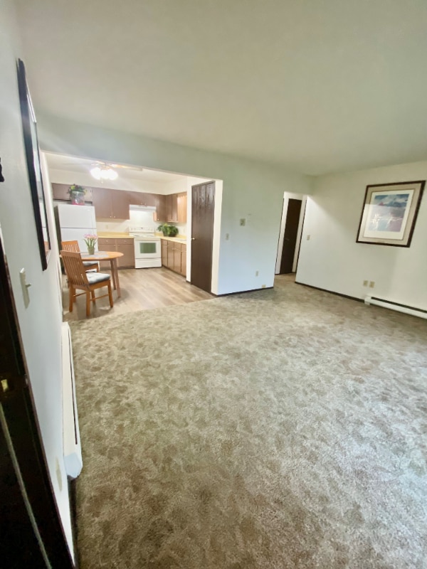 Building Photo - 1712 S 115 Ct