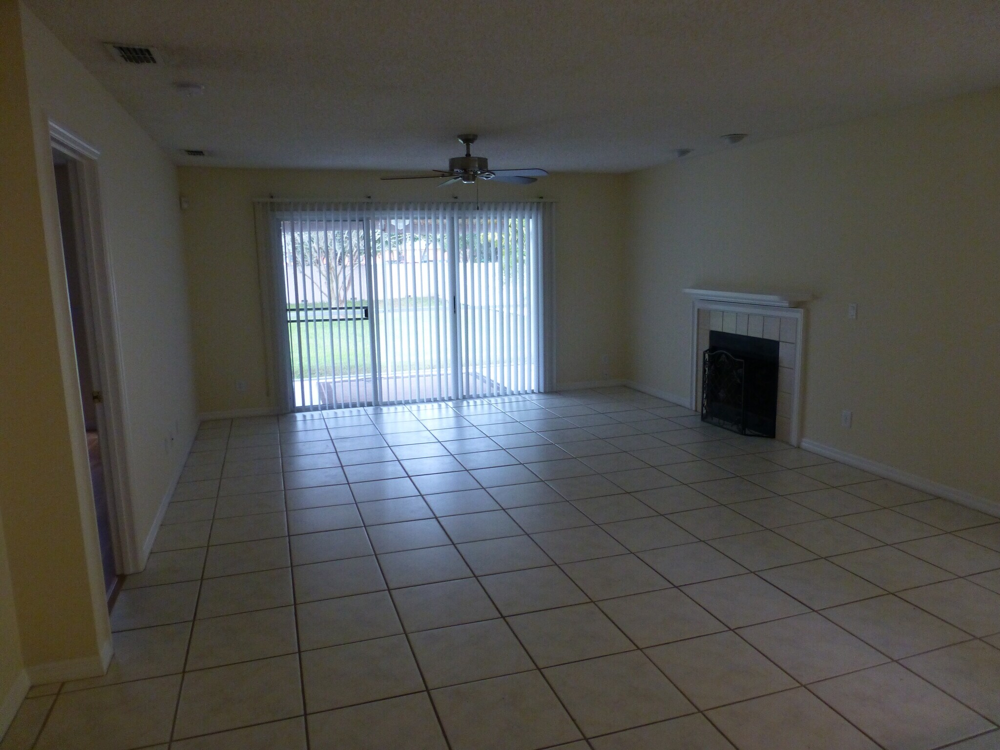 Building Photo - 912 Highlands Blvd