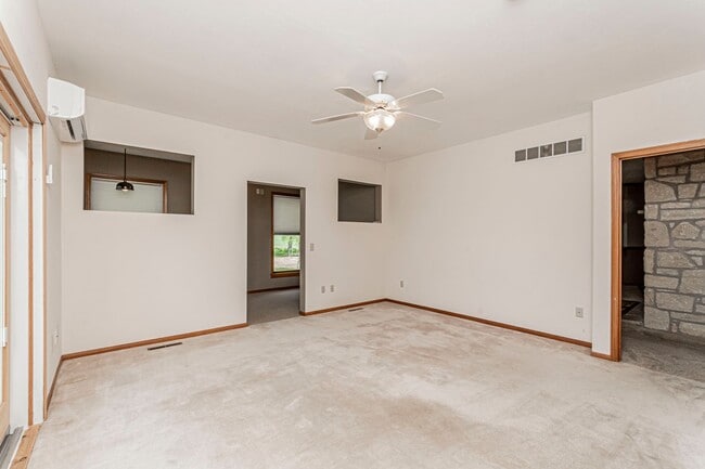 Building Photo - Please View 3D Virtual Walk-Through Before...