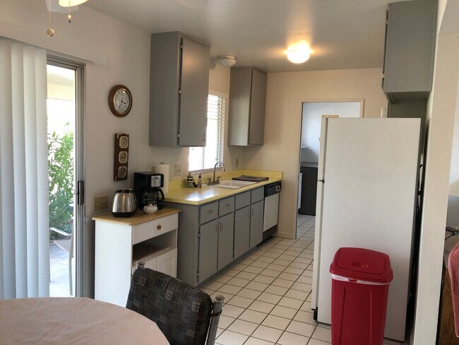 Building Photo - 768 Leisure World