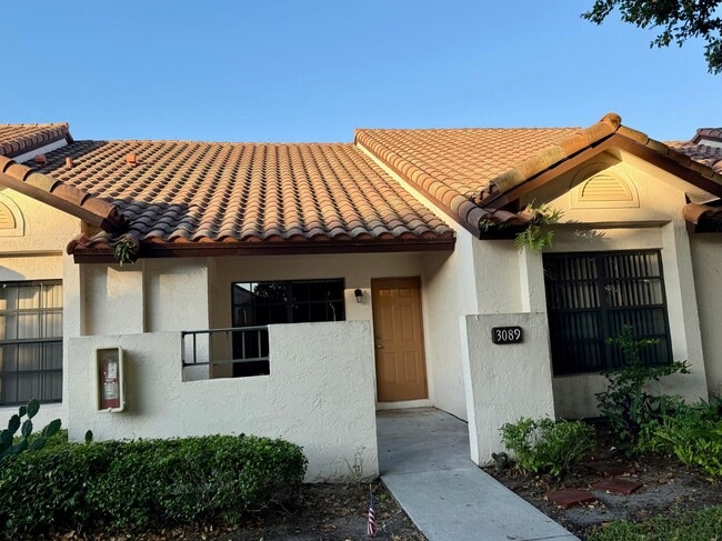 Building Photo - 3089 Inglewood Terrace