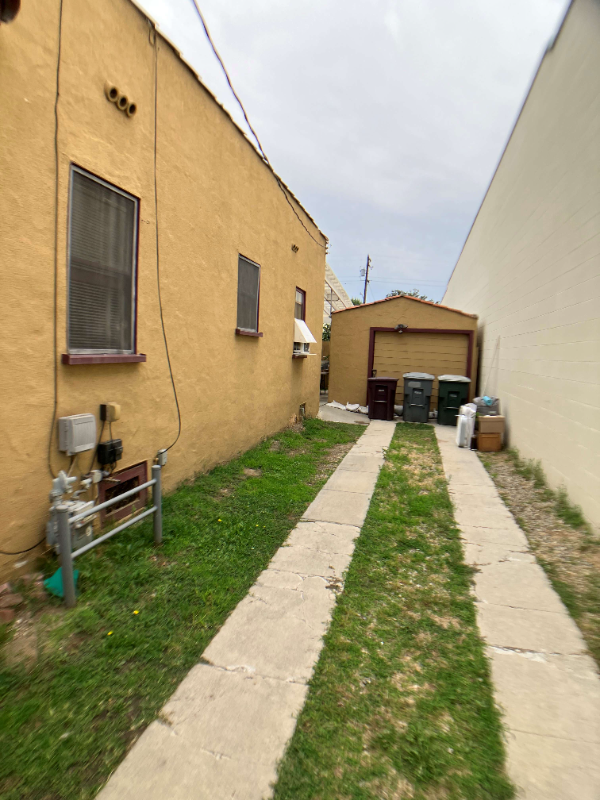 Building Photo - 540 Arden Ave