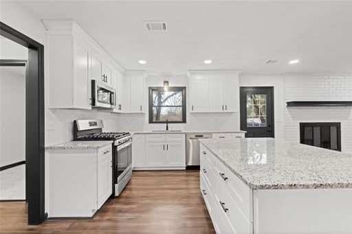 Building Photo - 1628 E Kellogg Cir