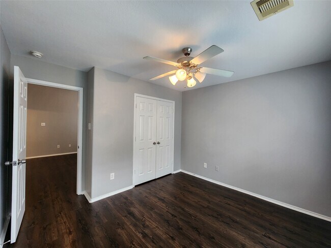 Building Photo - 22034 Guston Hall Ln