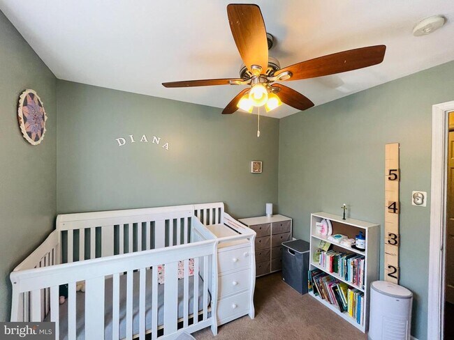 Building Photo - 121 Hilda Dr