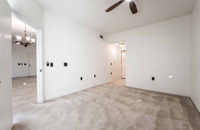 Building Photo - An eye-catching 2 Bedroom rental property ...