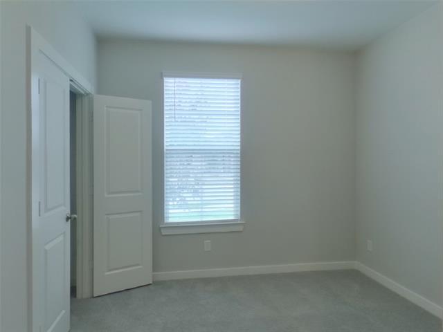 Building Photo - 2589 Dulaney Dr