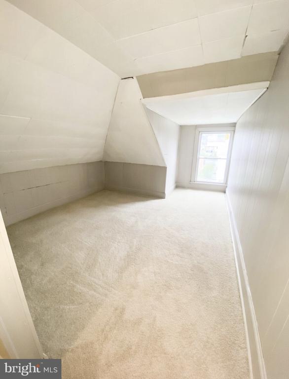 Building Photo - 251 Susquehanna Ave