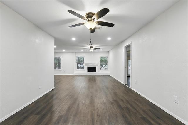 Building Photo - 9337 Heron Dr