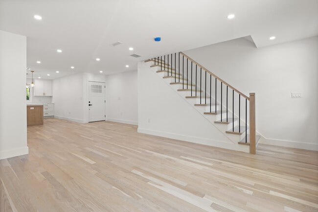 Building Photo - 26 Homestead Ln