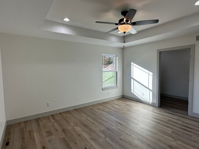 Building Photo - NEW CONSTRUCTION 5 Bed 3 Bath w/ Walk Out Basement Waynesville School District