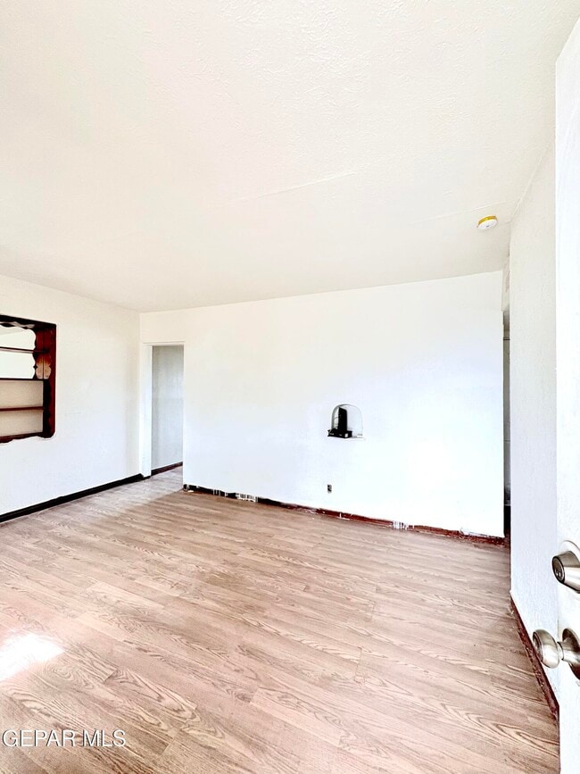 Building Photo - 7603 Hermosillo Dr