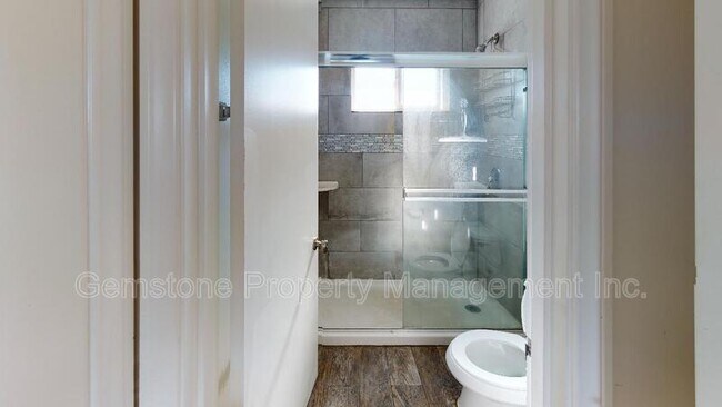 Building Photo - 6203 Mesita Dr