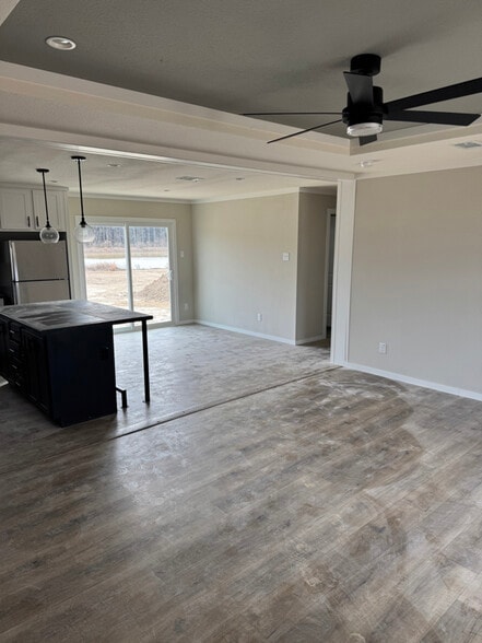 Building Photo - 312 Patriot Ln