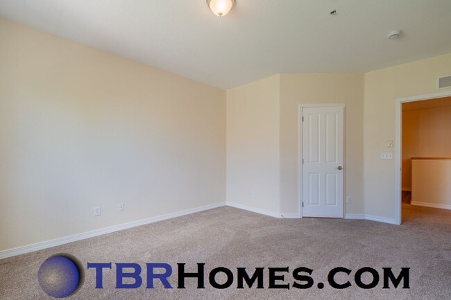 Building Photo - 14300 Waterside Ln