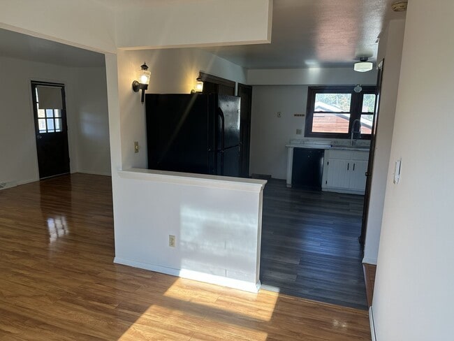 Building Photo - 4356-4358 S. Iowa Ave