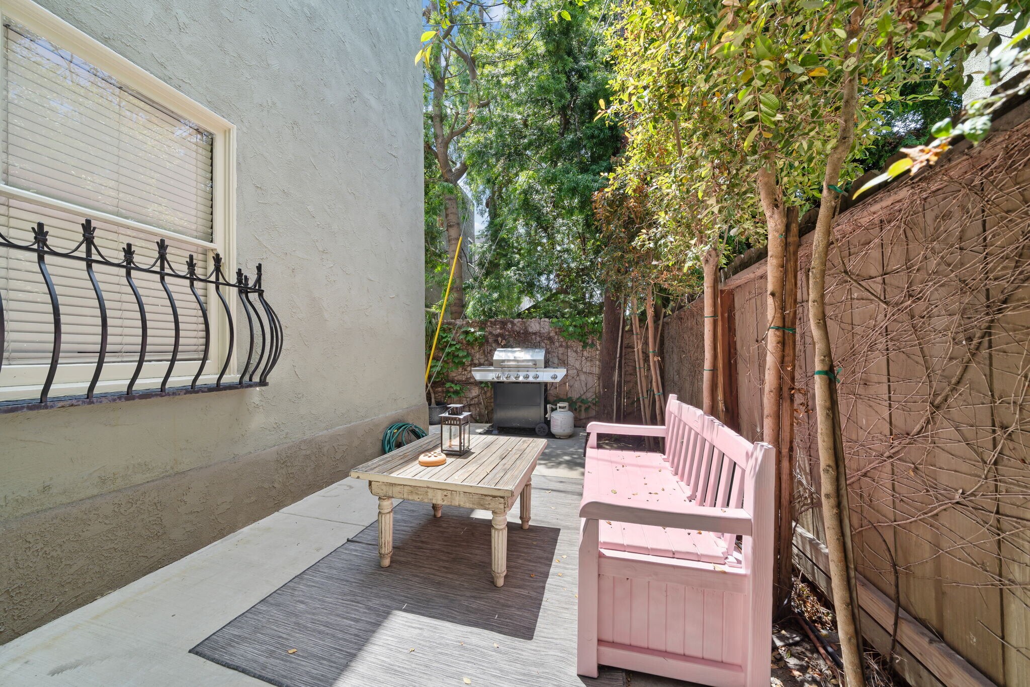 Building Photo - 219 Redondo Ave