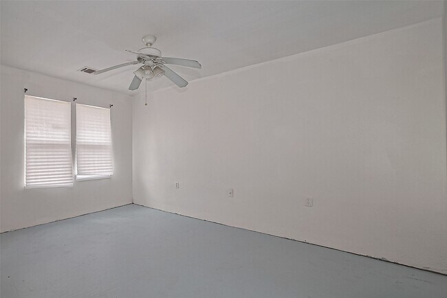 Building Photo - 423 Gammon Dr